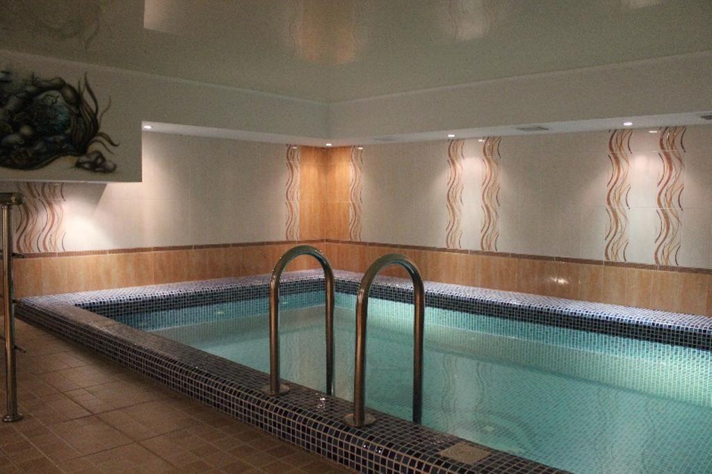 Hotel Zumrat Караганда Экстерьер фото